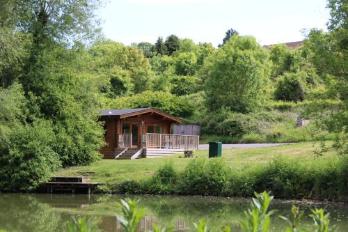 Somerton Ski Chalet | Viaduct Fishery Lodges