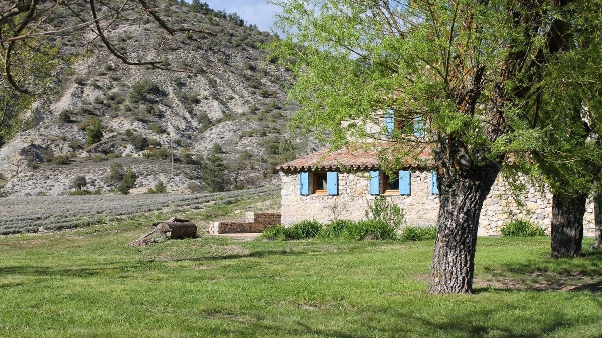 Montbrun-les-Bains House | Viard Barn