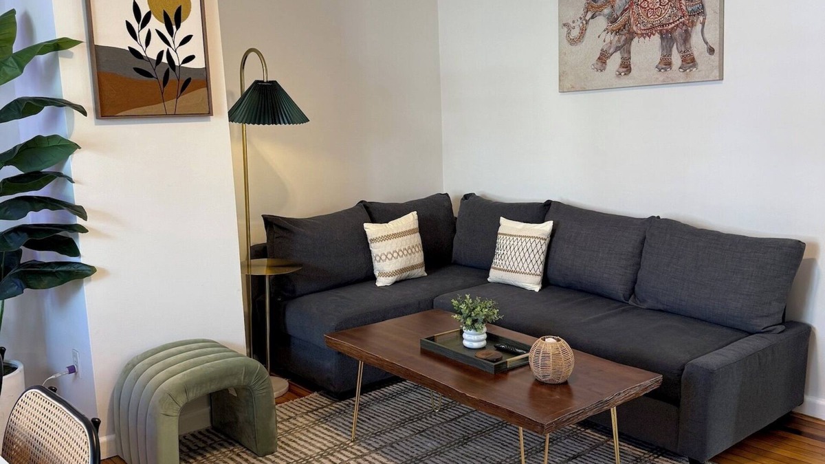 The Heights Apartment | Vibrant 3-BED Stay In Great Neighborhood Near NYC