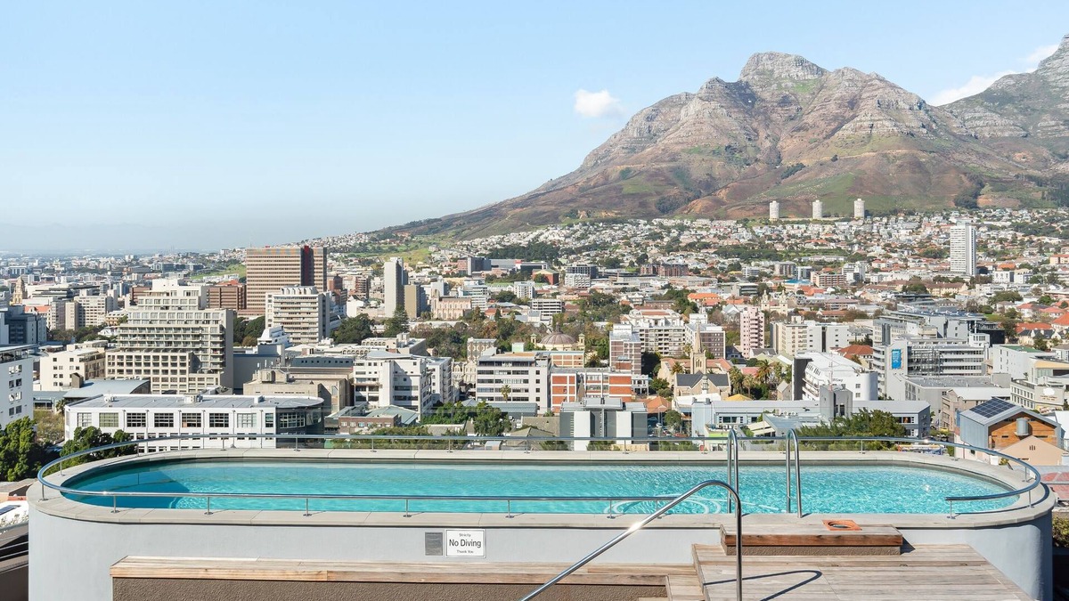 Bo'Kaap Apartment | Vibrant Bo Kaap Apartment | Best View In Cape Town