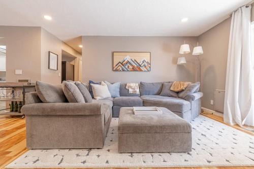 Northwest Reno House | Vibrant Boho Home 3 Bed Pet Friendly
