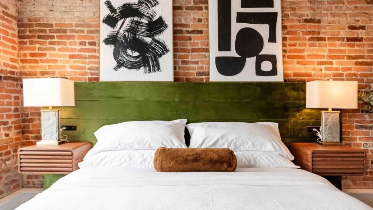 Ypsilanti Apartment | Vibrant Depot Town Loft