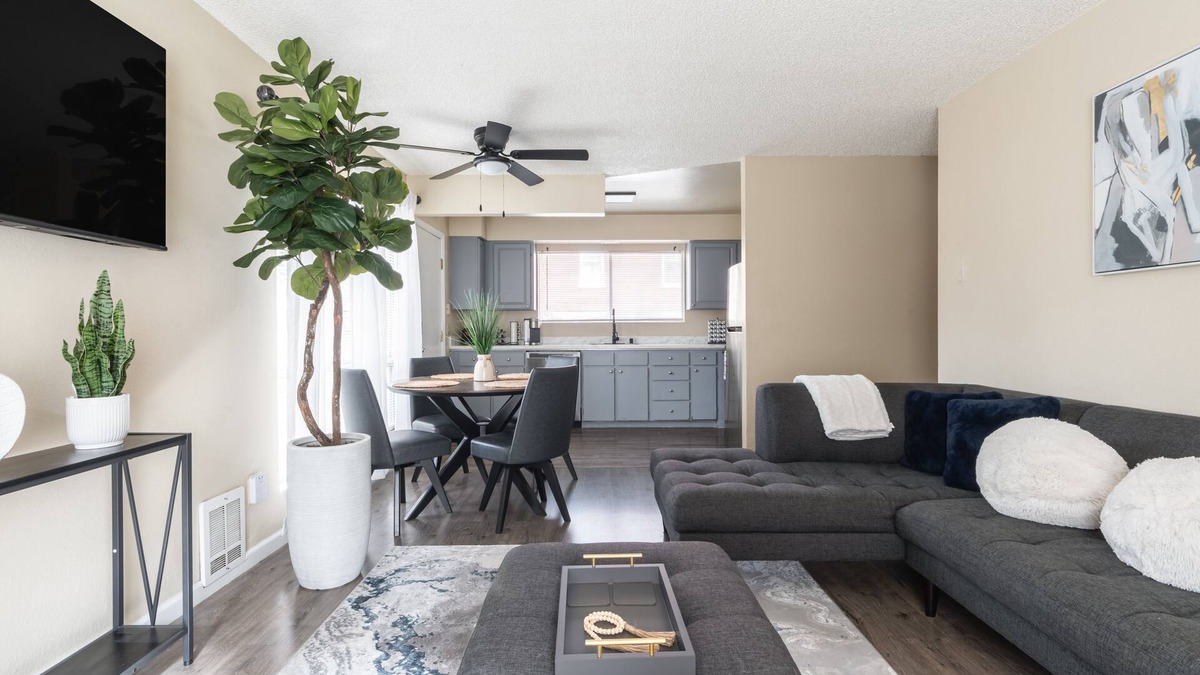 Downtown Apartment | Vibrant Downtown Condo
