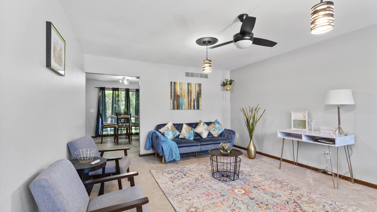 Sterling Heights House | Vibrant Home Near Beaumont Troy, Henry Ford Hospital & GM