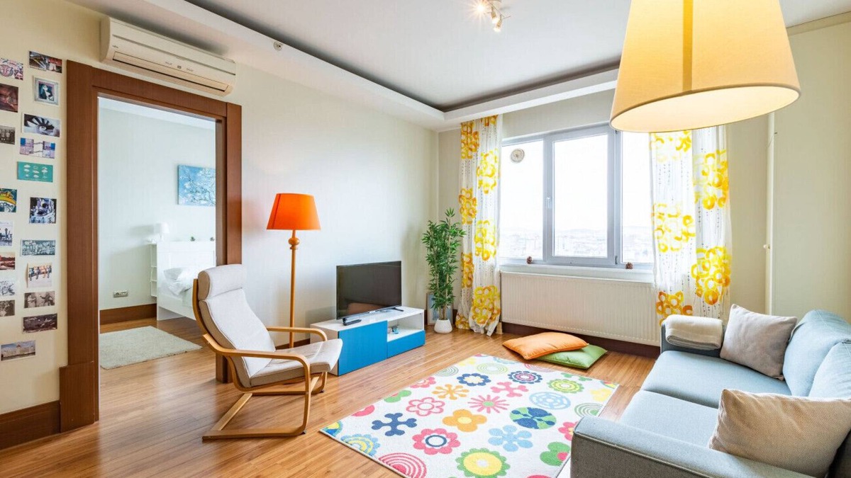 Umraniye Apartment | Vibrant Residance Flat With City View in Umraniye