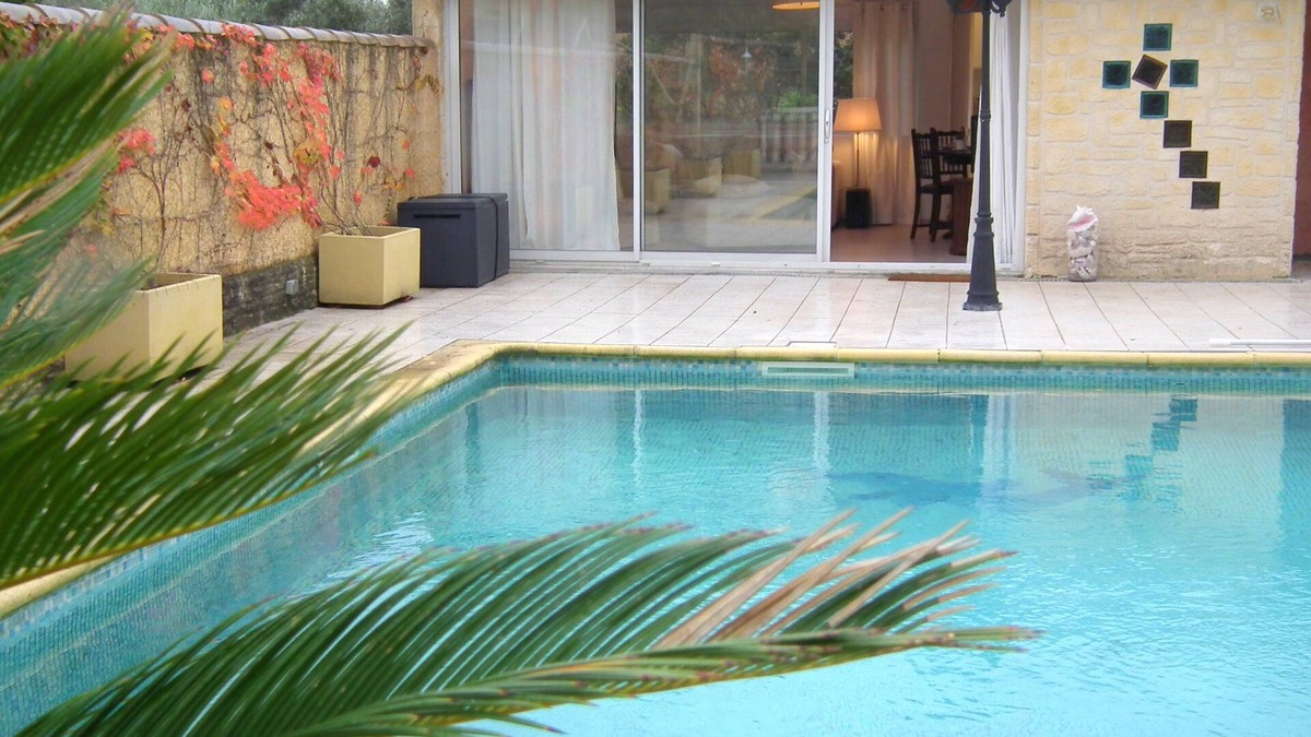 Aubais Cottage | VICHELDA - COTTAGE IN THE SUN, Holiday rental in Aubais-Gard, South France
