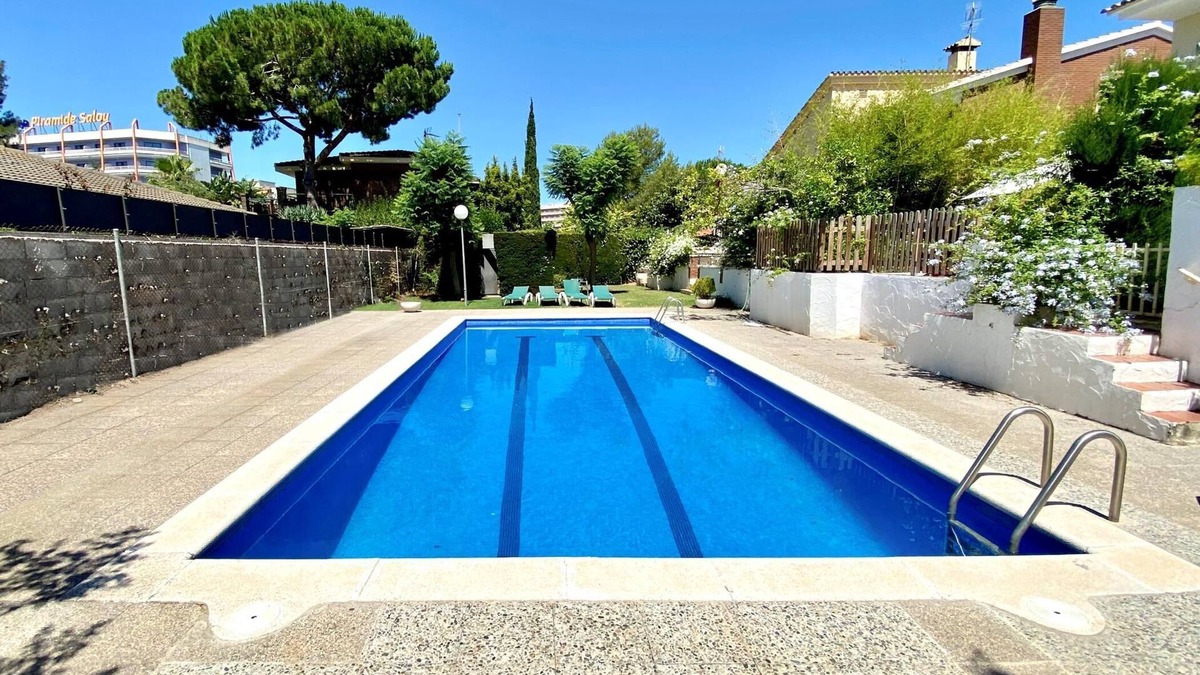 Salou Villa | Victoria Beach Salou - Exclusive For Families