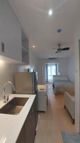 South Triangle Apartment | Victoria Sports Tower Cozy Rooms