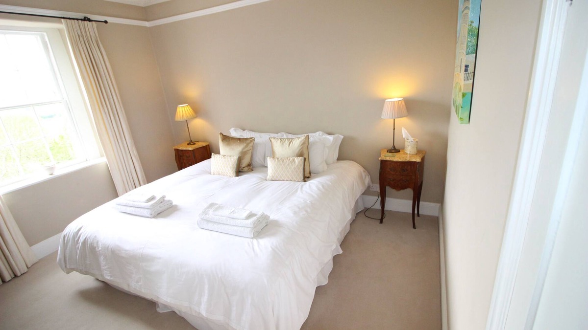 Newton St Loe Cottage | VICTORIAN ANNEXE - BATH - sleeps 4 guests in 2 bedrooms