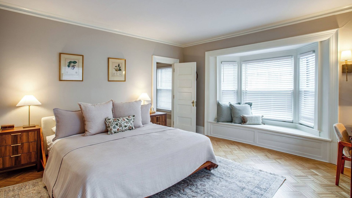 East Avenue Apartment | Victorian Elegance: 2 Bedroom w/King Beds off Park Ave