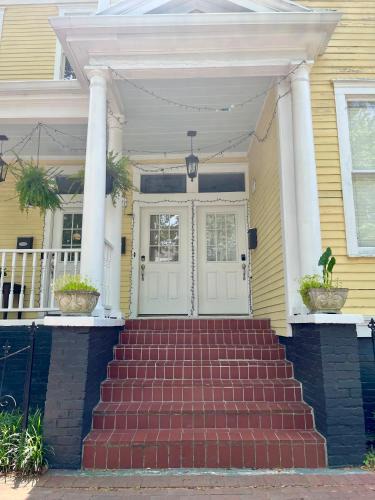 Dixon Park House | Victorian Home on Duffy Street