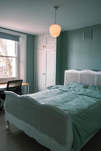 Finsbury House | Victorian rooms in the heart of Angel