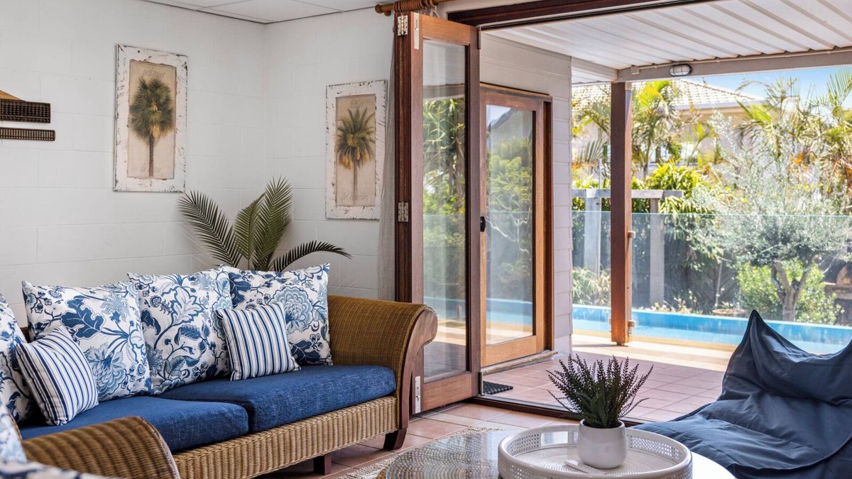 Emerald Beach House | Victoria’s Poolside Emerald Beach stay with Shared Pool, Near Beach and Cafes.