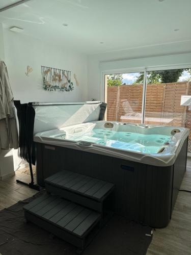 Choisy-la-Victoire House | Victory Lodge spa