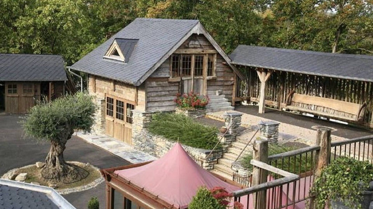 Vielsalm House | Vielsalm Stay with furry friends