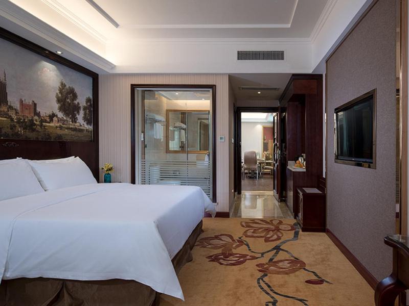 Dalingshan Hotel | Vienna Hotel Guangdong Donguan Daling Mountain Sports Park