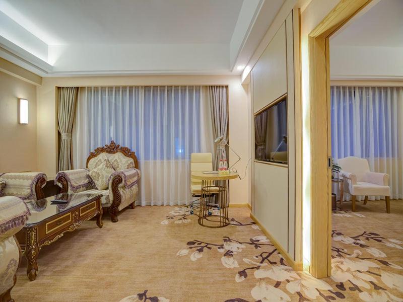 Qingxiu Hotel | Vienna Hotel Nanning Changhu Road