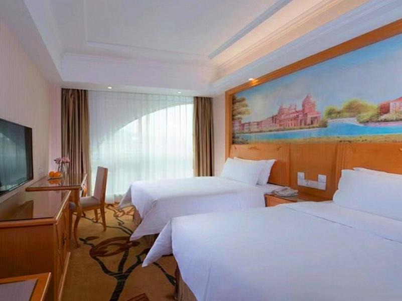 Longhua District Hotel | Vienna Hotel Shenzhen Dalang Clothing Base