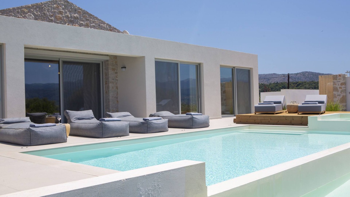 Lefkada Town Villa | VIENTO LUXURY VILLAS - Lefkada Sunset Villa, sea views near Lefkada town