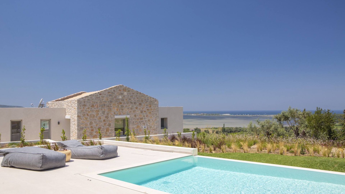 Spanokhorion Villa | VIENTO VILLAS 2 bedrooms private pool sea views near Lefkada town & beachesn