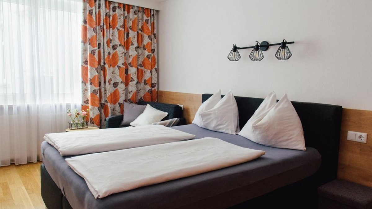 Schallmoos House | Vierbettzimmer - Drei Kreuz, Hotel