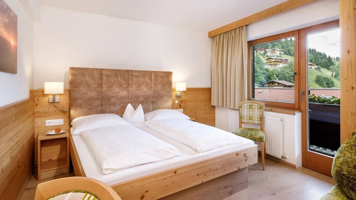 Auffach House | Vierbettzimmer, Dusche, WC, 1 Schlafraum - Hotel Platzl