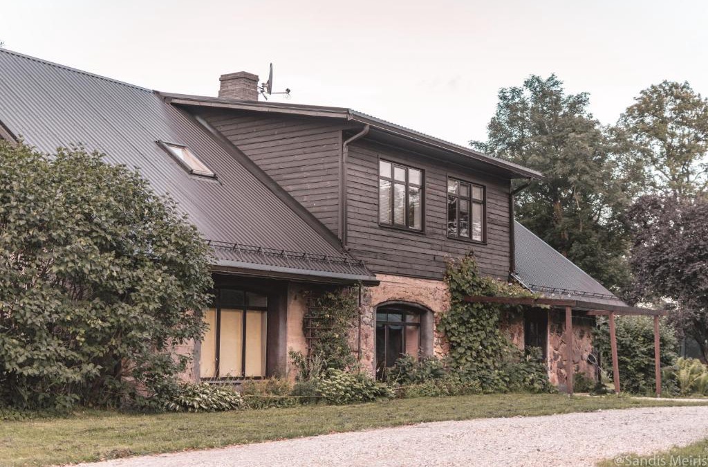 Regi House | Viesu nams “Bauļi”