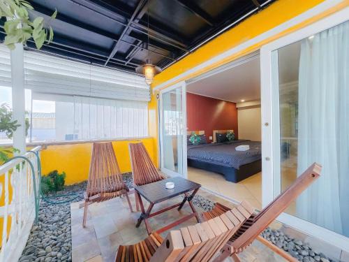 Hang Bai Apartment | VietHOME- The Rooftop w Garden - 4 guests - Lift