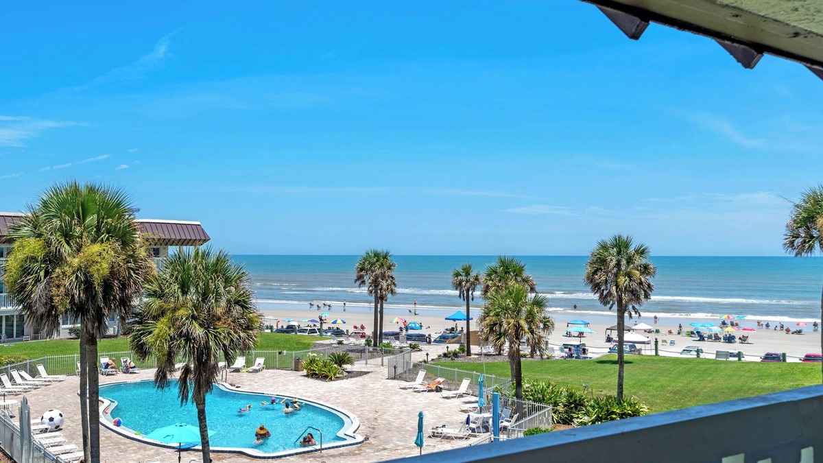 Point East Condo | View the Sea from Chateau by the Sea 31B