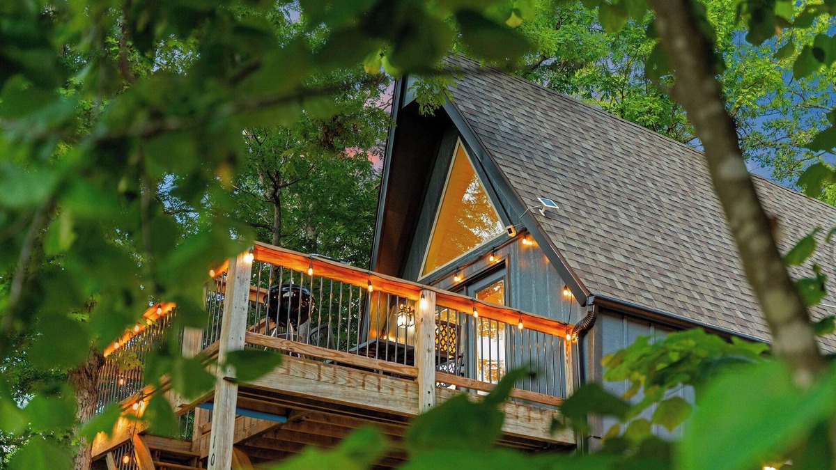 Lampe House | Views! Lux A-Frame w/Private Hot Tub and Fire Pit. King Beds!