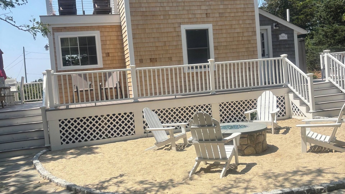 Campground Landing Cottage | Views Of Cape Cod Bay at Campground Beach, A/C, Heat, Wifi, Outdoor Shower