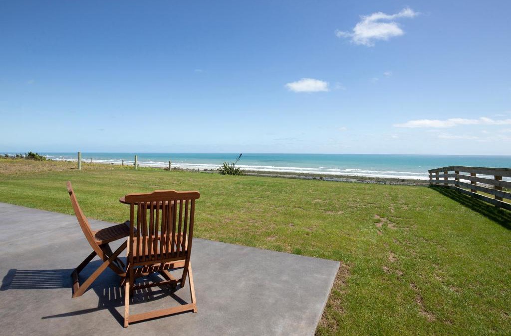 Greymouth House | Views over Tasman, New luxury boutique studio overlooking the Tasman Sea