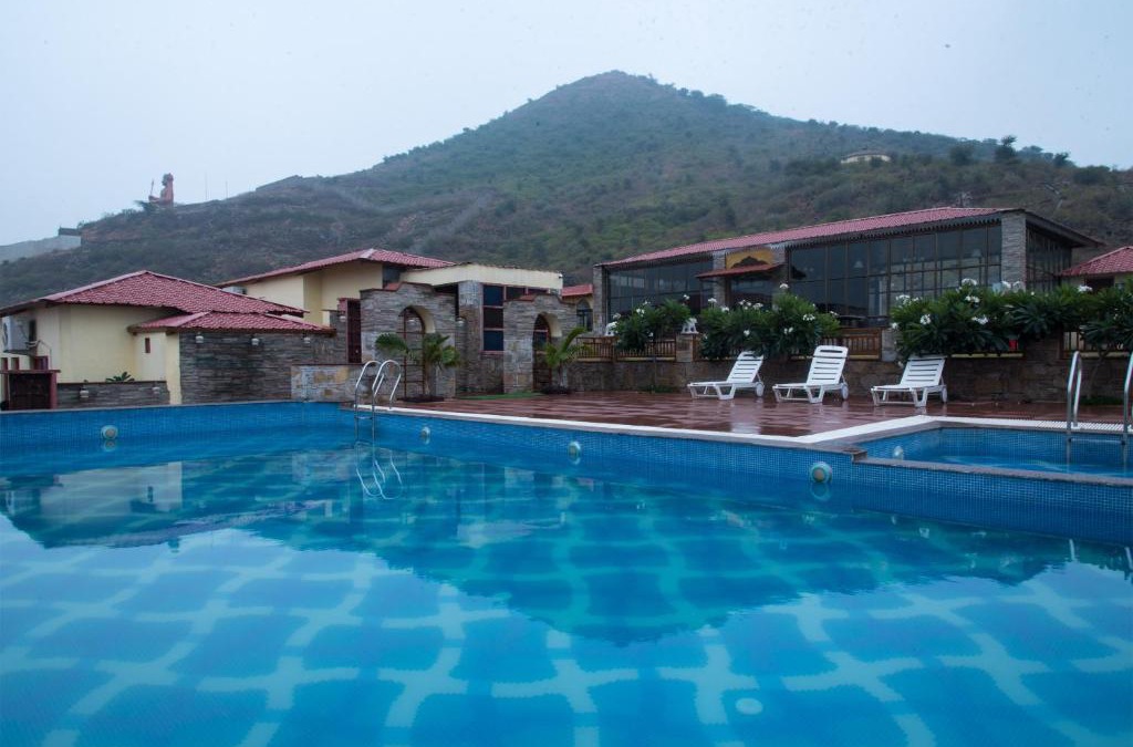 Bedla Resort | Vijaygarh Resort & Cottages with Pool