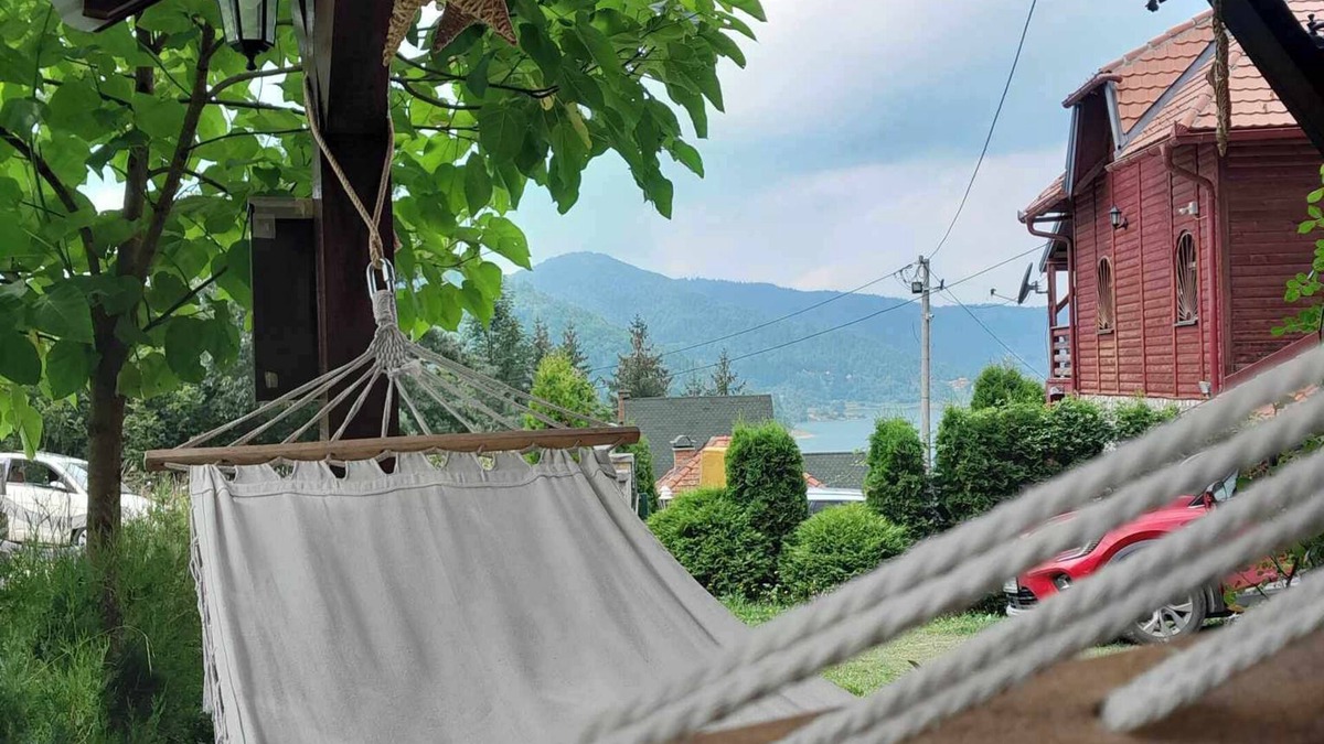 Bajina Basta House | Vikendica udaljena na 5 minuta od Zaovinskog jezera u prelepom delu planine Tare