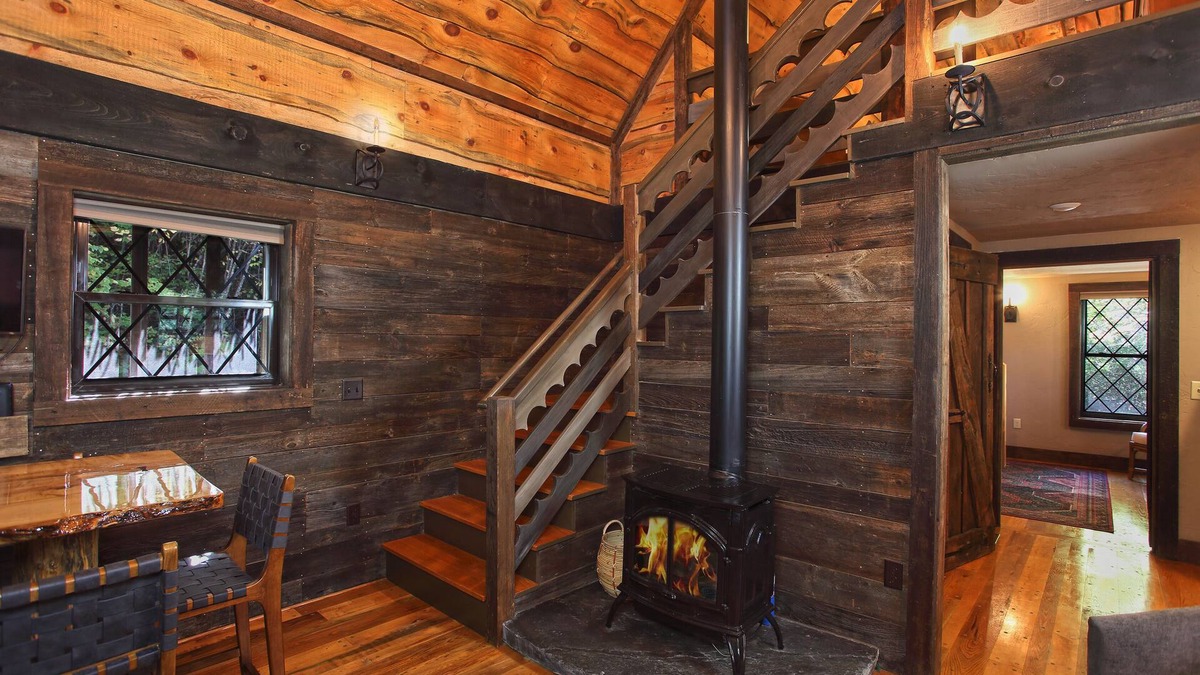 Guilford Hotel | Vikings Villages Resort