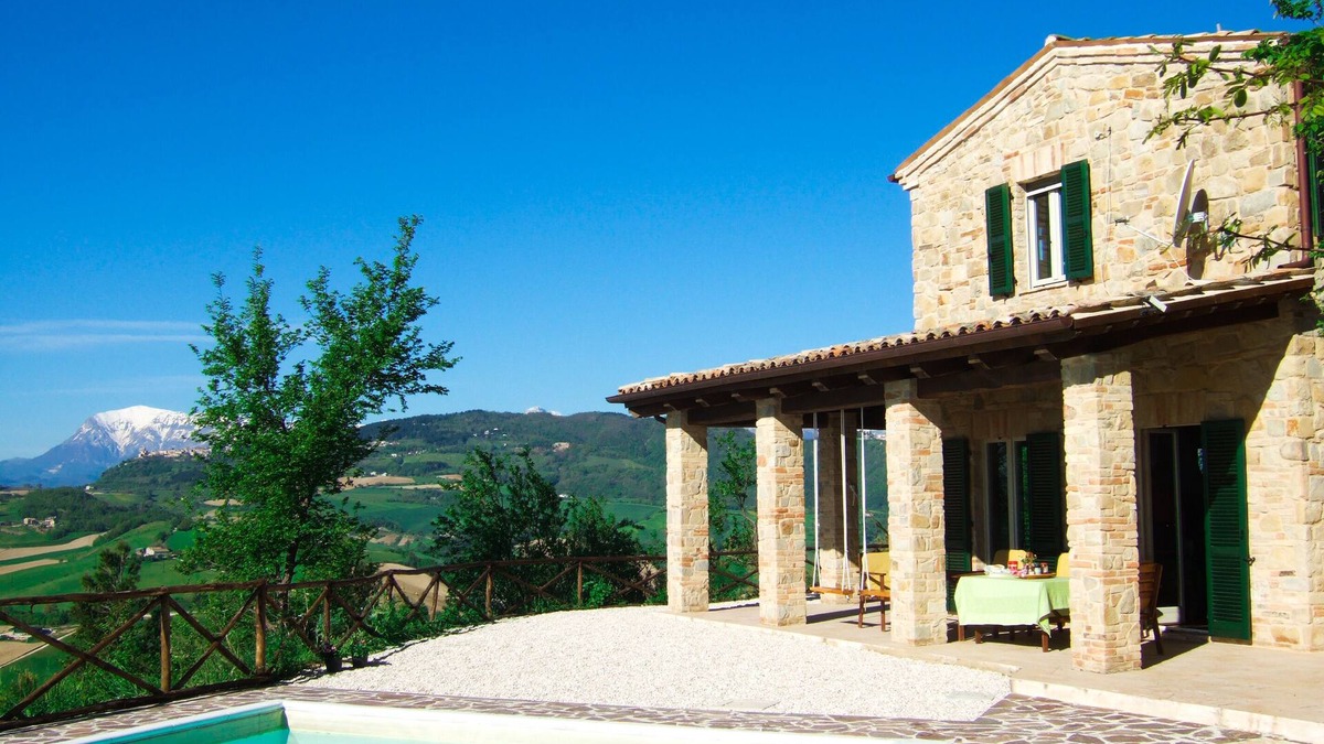Santa Vittoria in Matenano House | Villa Spectacular View, Private Pool, Medieval Village, Sibillini, Fermo Valley