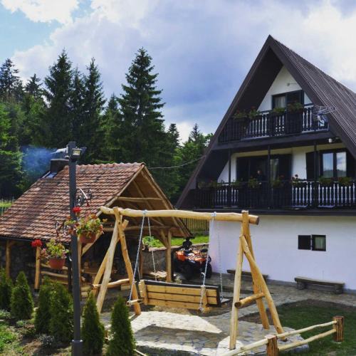 Beserovina Villa | Vila Šapat šume