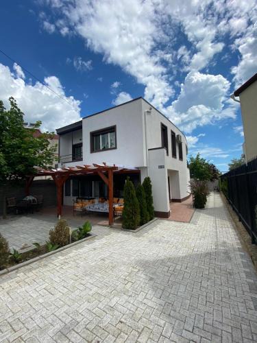 Mamaia-Sat Villa | Vila Ammos Mamaia 120 Metri De Plaja