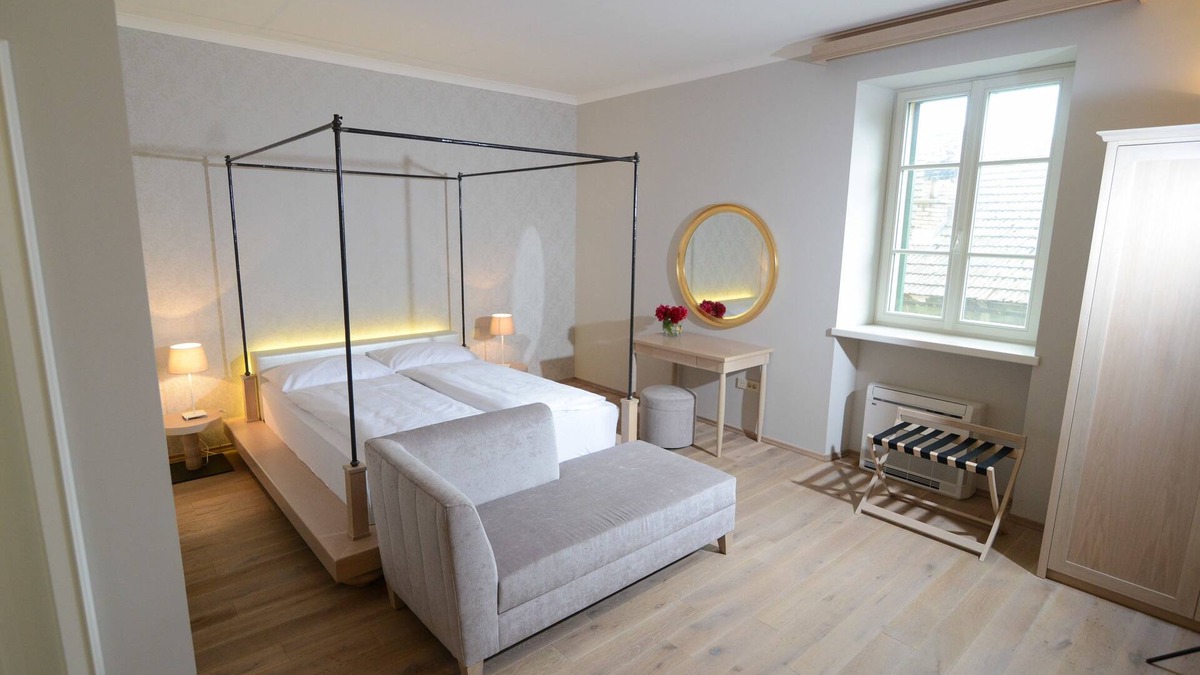 Kostanjevica na Krki Bed & Breakfast | Vila Castanea