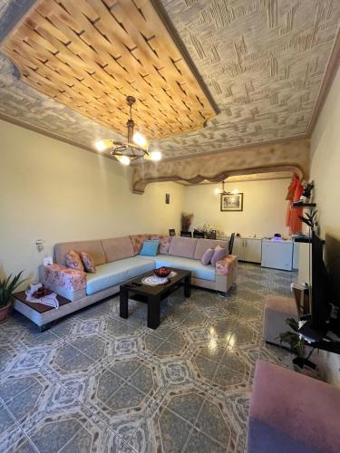 Qafe e Gjashtes Apartment | Vila Metushi