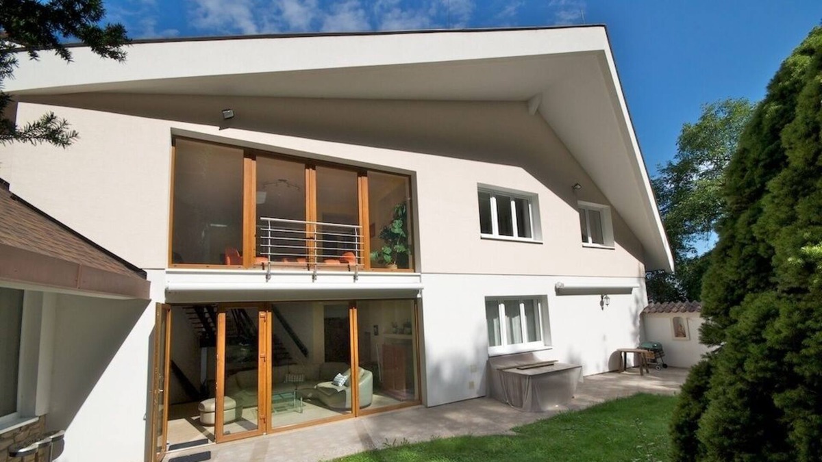 Prague 5 Villa | Vila Prag - vila kde žil a tvořil Jaroslav Dietl