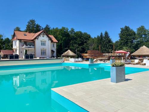 Avrig Bed & Breakfast | Vila Rozalia Garden Gate