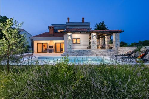 Pavicini Villa | Vila Sebastijan