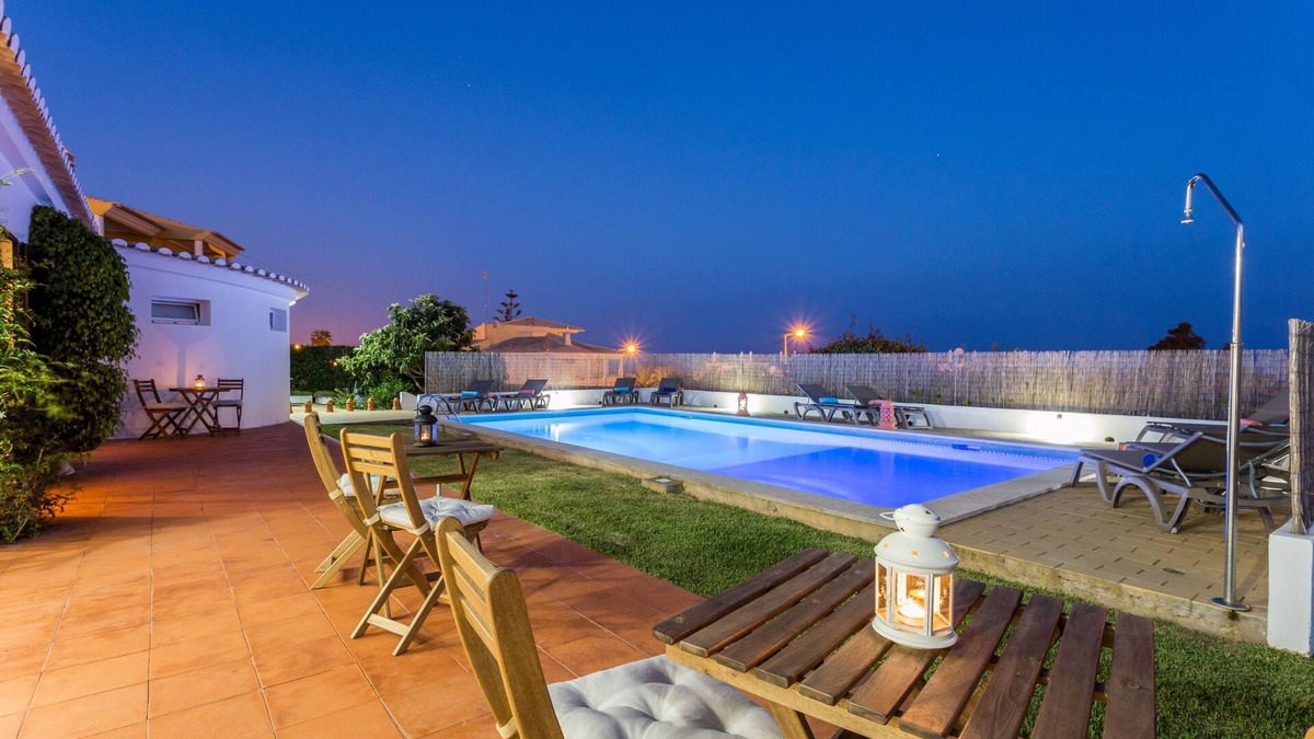 Luz Bed & Breakfast | Vila Sta Teresinha Suites