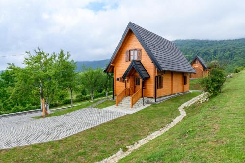Sertic Poljana Ski Chalet | Vila Velika Kuća za odmor