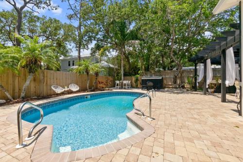Vilano Beach House | Vilano Paradise- Resort-style Pool Walk to Beach