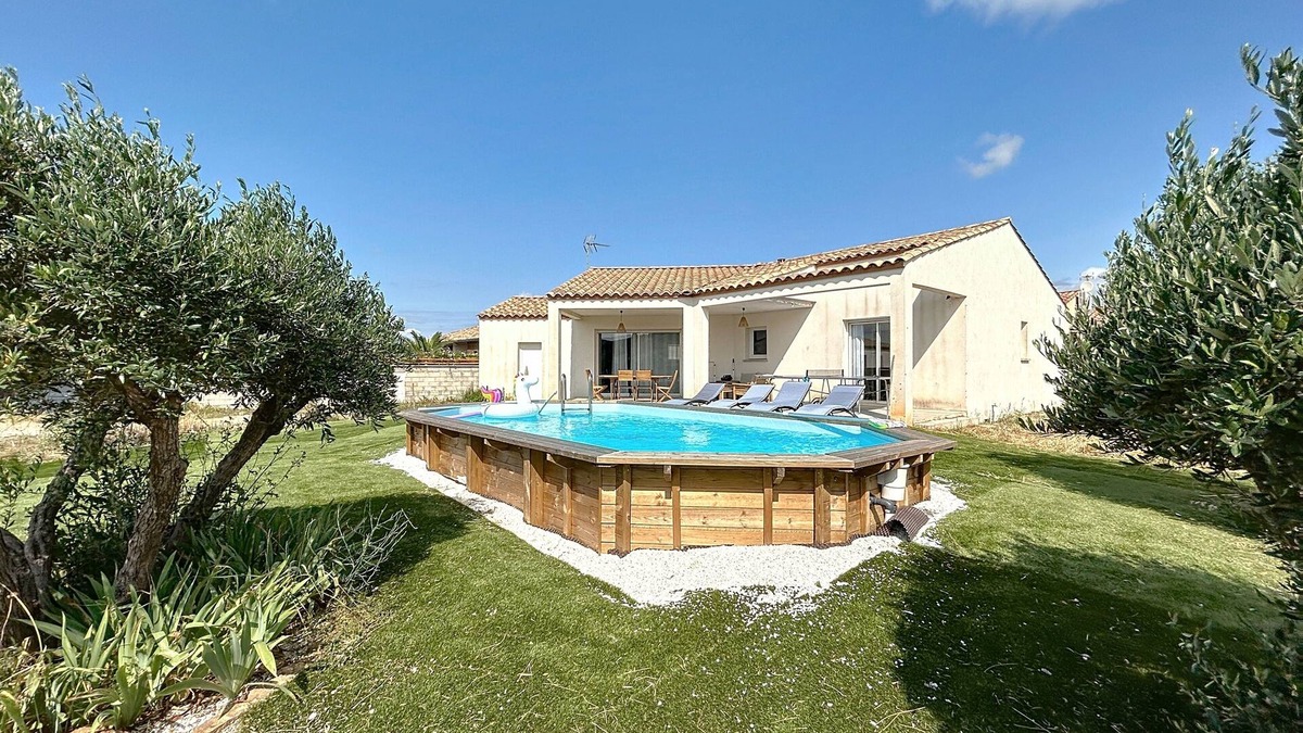 Saint-Andre-de-Roquelongue Villa | Villa Grivia | Holiday home | Swimming pool - Ping Pong | Wifi and air conditioning