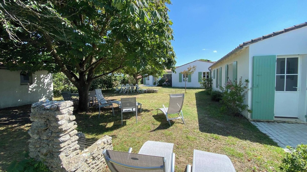 Saint-Clement-des-Baleines Villa | Villa du Clocher : Villa ideally located in Saint-Clément-des-Baleines
