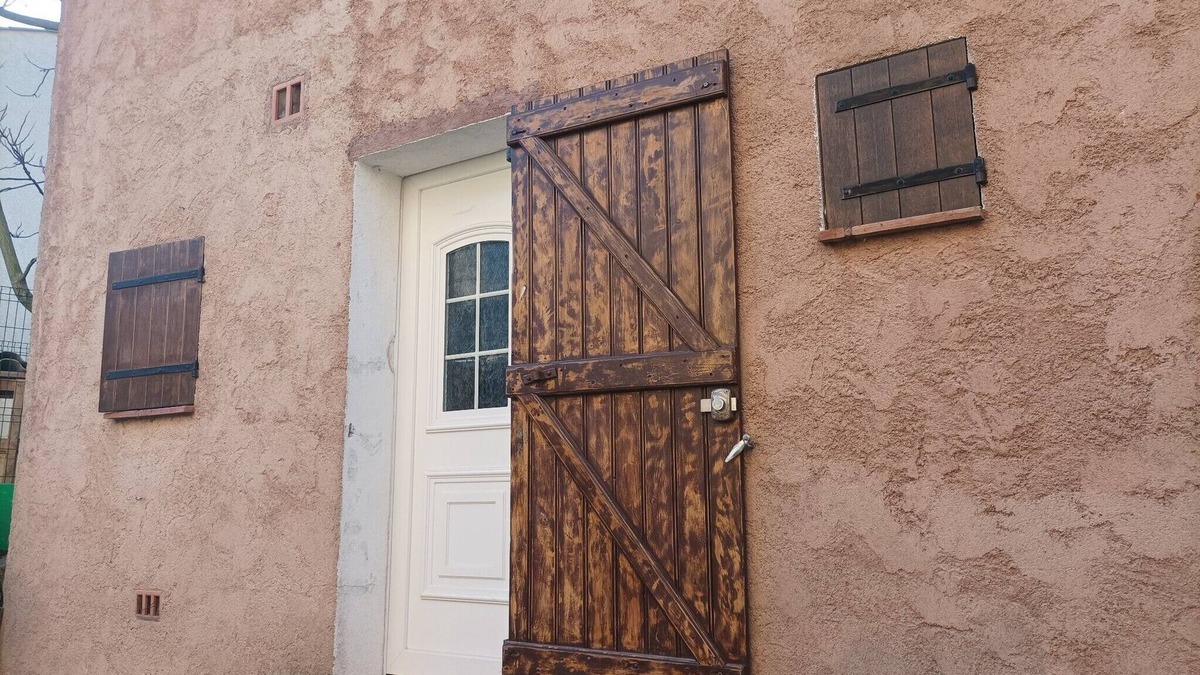 Saint-Julien House | Village house in a pretty little hamlet