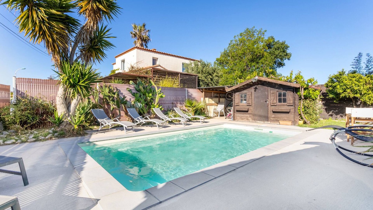 Villelongue-de-la-Salanque Villa | Villa "Notre Cocon Mer Et Montagne" with Private Pool, Private Terrace & Wi-Fi